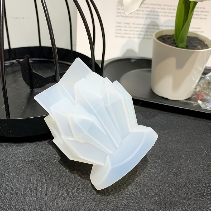 1pcCrystal Cluster Decorative  - огляд і ціна Candle Mold Silicone